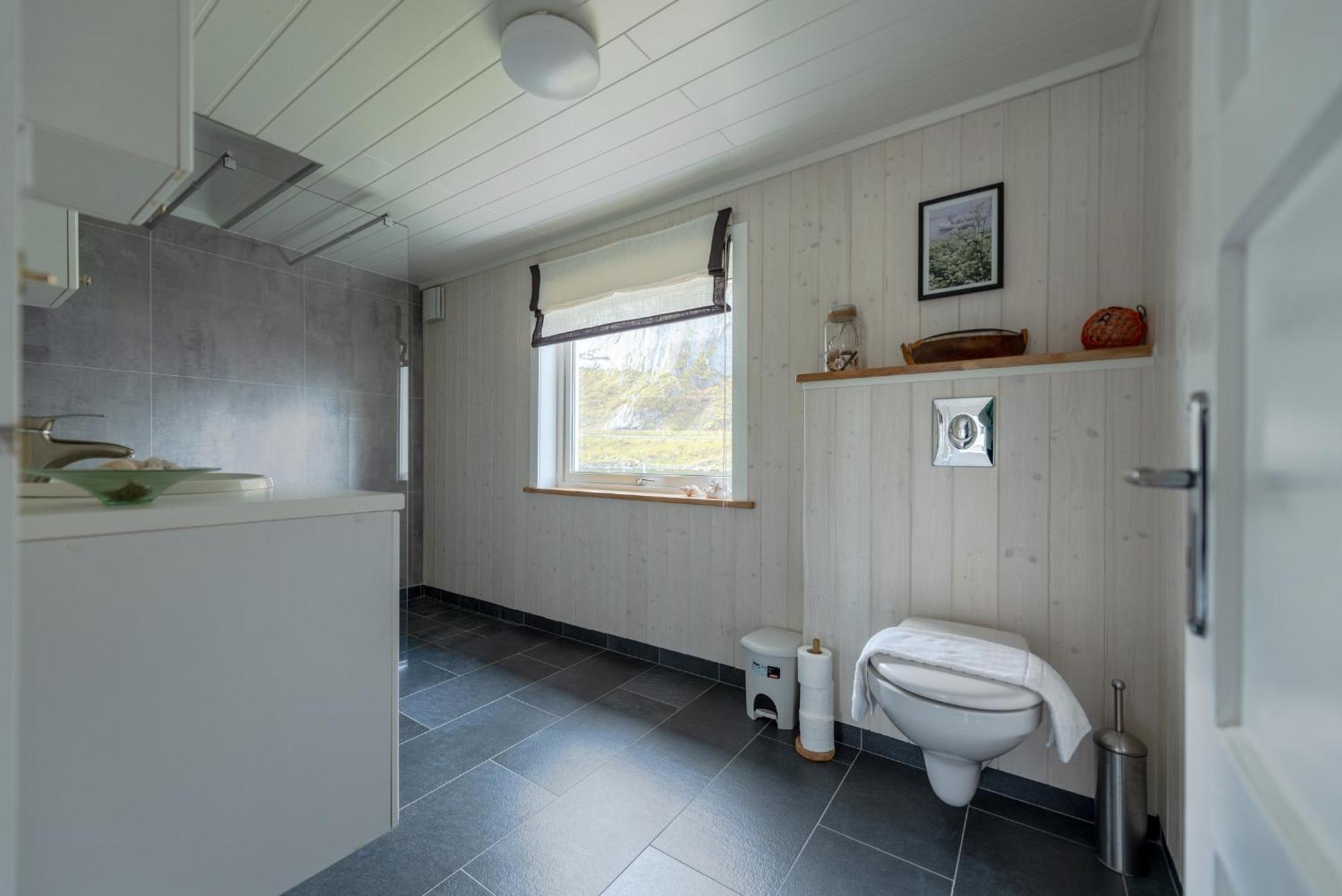 Cozy House By The Fjord In The Heart Of Lofoten Reine Exterior foto
